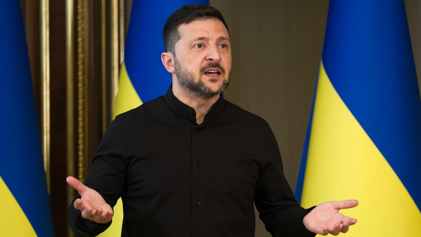 Kijev, 2025. május 13.
Volodimir Zelenszkij ukrán elnök sajtótájékoztatót tart Kijevben 2025. május 13-án.

Ukrajnai háború

MTI/EPA
MTI/EPA
