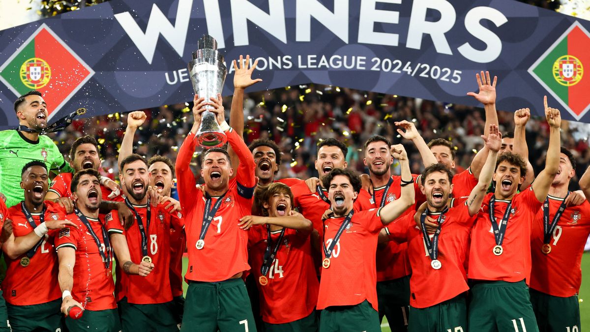 Cristiano Ronaldo vasárnap megnyerte a Nemzetek Ligáját a portugál válogatottal