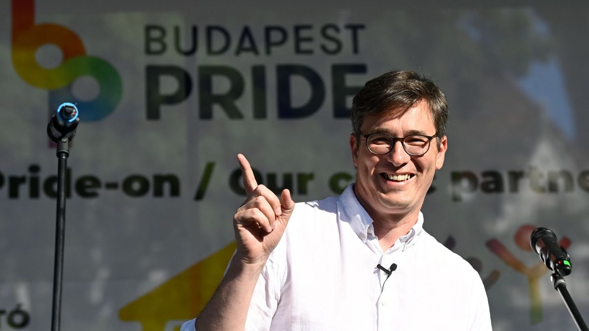 Budapest, 2023. július 15.
Karácsony Gergely főpolgármester beszédet mond a 28. Budapest Pride-on 2023. július 15-én.
MTI/Kovács Tamás