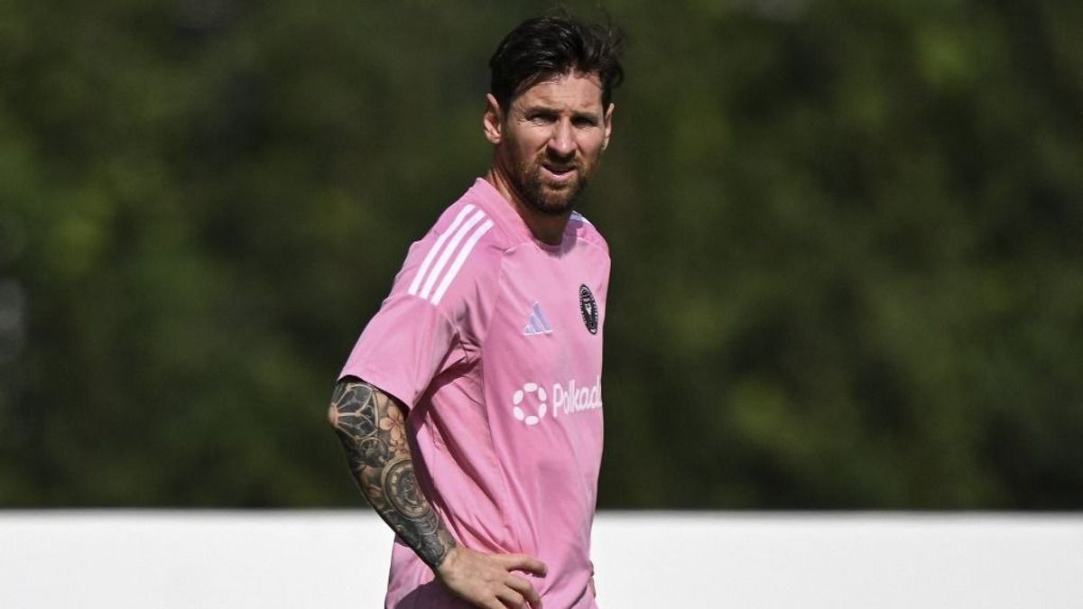 Lionel Messi lehet a megmentő – de az NB I is feni rá a fogát
