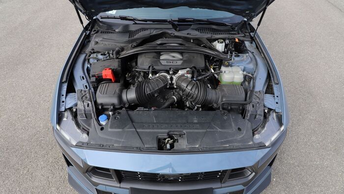 Ford Mustang Dark Horse