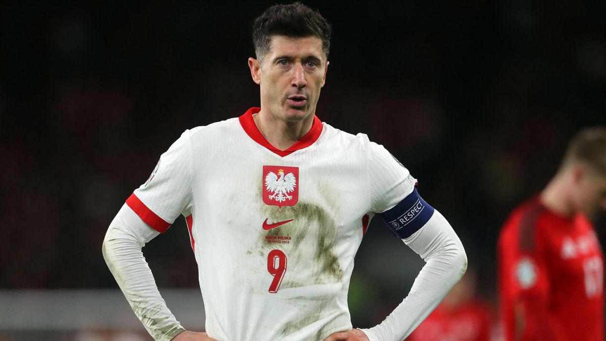 Lewandowski lefokozója távozott, mert a pokol várt volna rá + videó