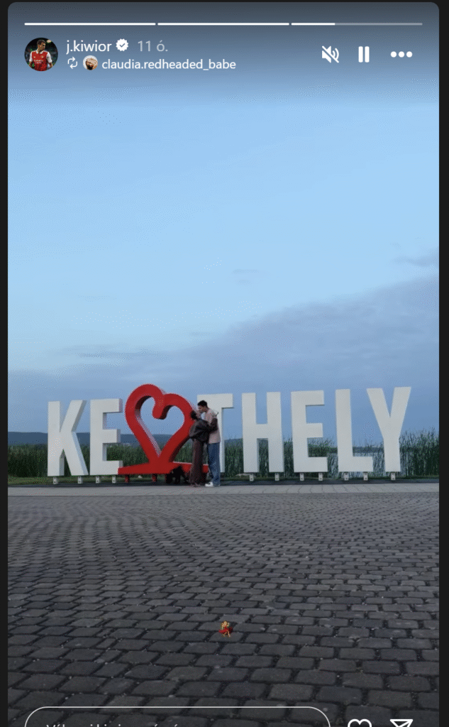 Kiwior és a párja Keszthelyen romantikázik