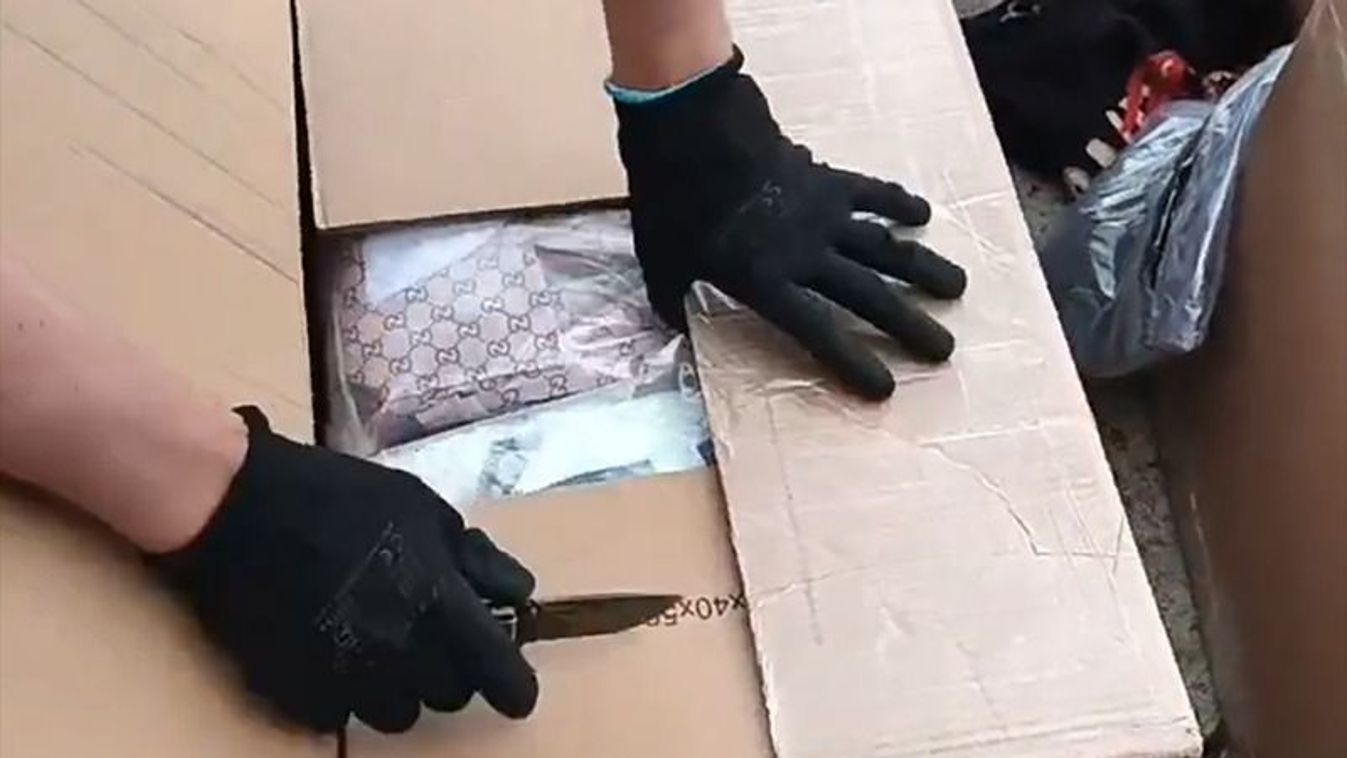 Nemzeti Adó- és Vámhivatal

NAV