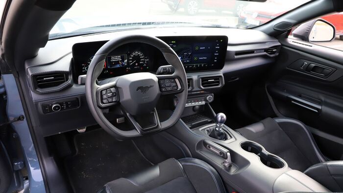 Ford Mustang Dark Horse