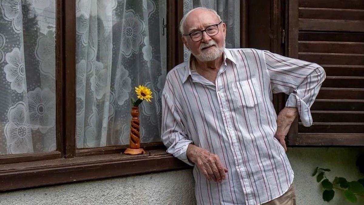 Születésnapját ünnepli a kitörésben résztvevő későbbi színművész + képek