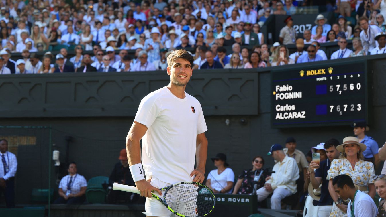Carlos Alcaraz is csak nézte, hogy a 38 éves Fognini miket adott vissza