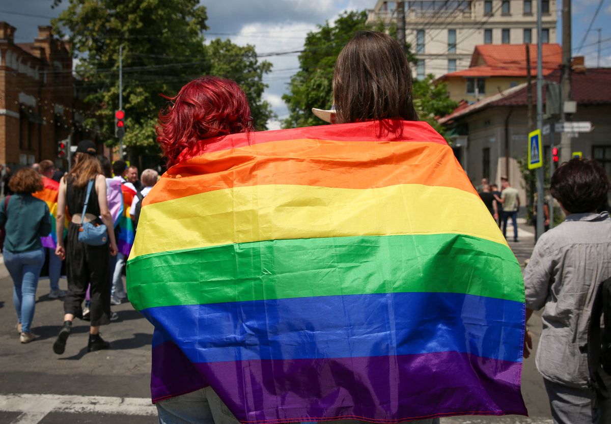 Pride zászló miatt indult bírósági per Németországban. A szülők szerint az állami iskolákban nincs helye ideológiai szimbólumoknak.