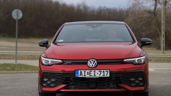 Volkswagen Golf GTI