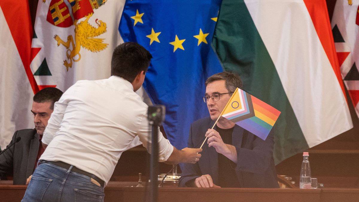 Szentkirályi Alexandra: Marad a csőd, szabad a pride, te pedig állj a dugóban!