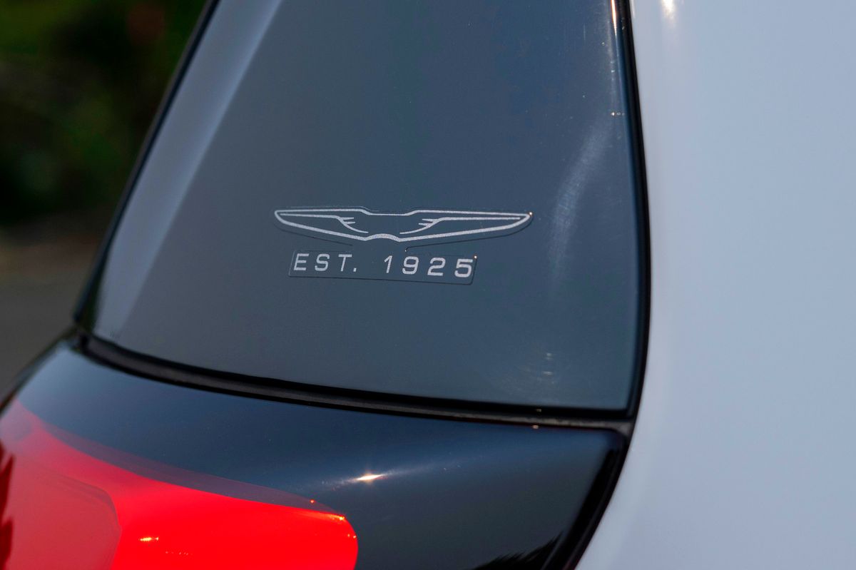 The 2026 Chrysler Pacifica 100th Anniversary Edition features special-edition content, including a new “Est. 1925” Chrysler wing badge decal at the rear.