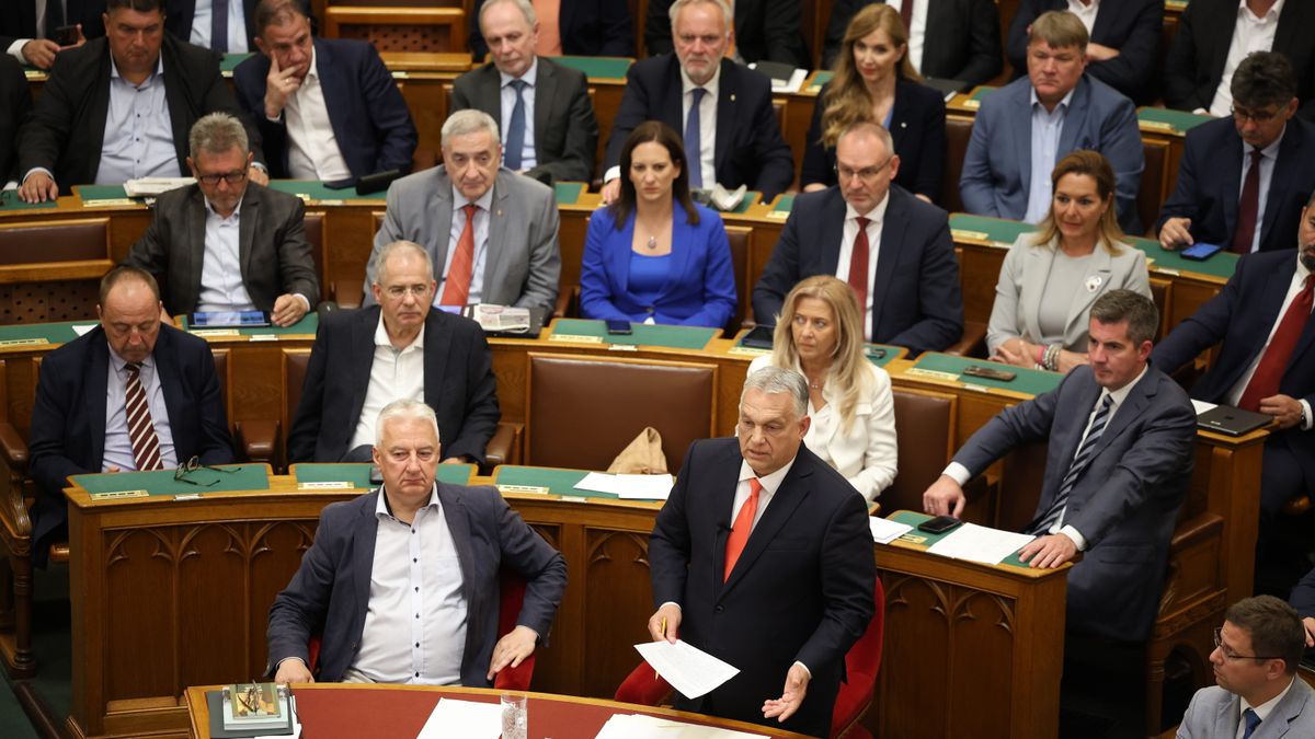 Orbán Viktor: Üzleti ügyekkel nem foglalkozom