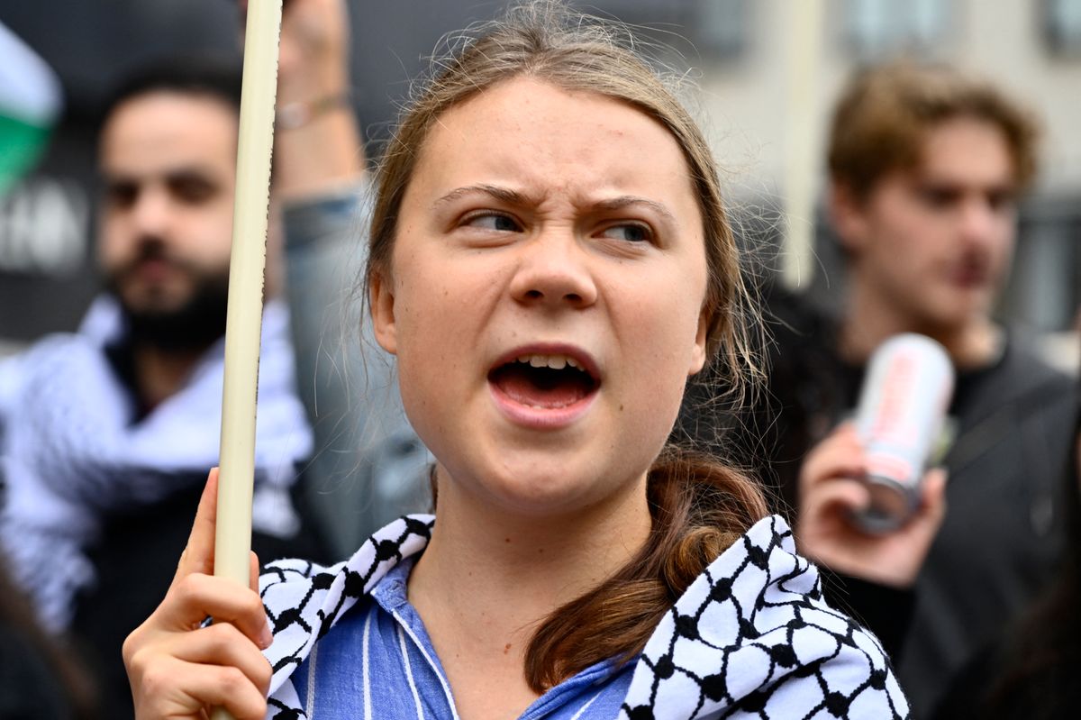 Izrael jelezte, hogy nem látják szívesen az antiszemita aktivistát