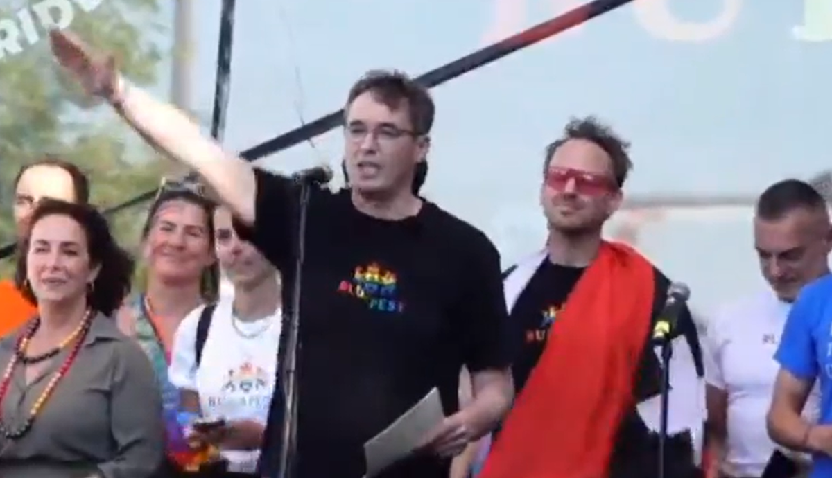 Karácsony Gergely karlendítése semmilyen visszhangot nem váltott ki nemzetközi szinten, a baloldali média is hallgat (Forrás: X)