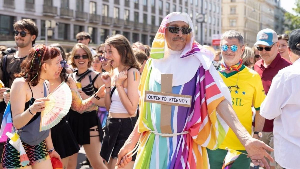 Megtiltotta a rendőrség Karácsonyék pride-ját