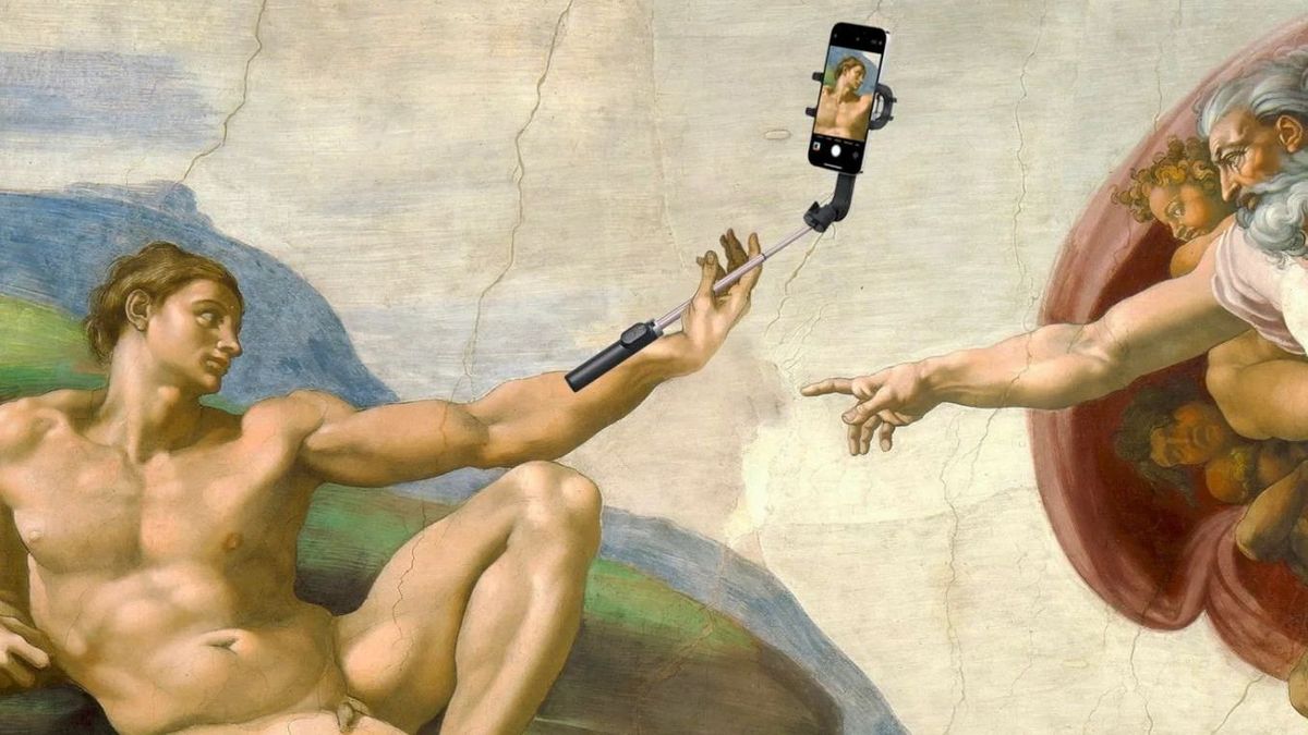 Rettegjetek, múzeumban szelfizők!