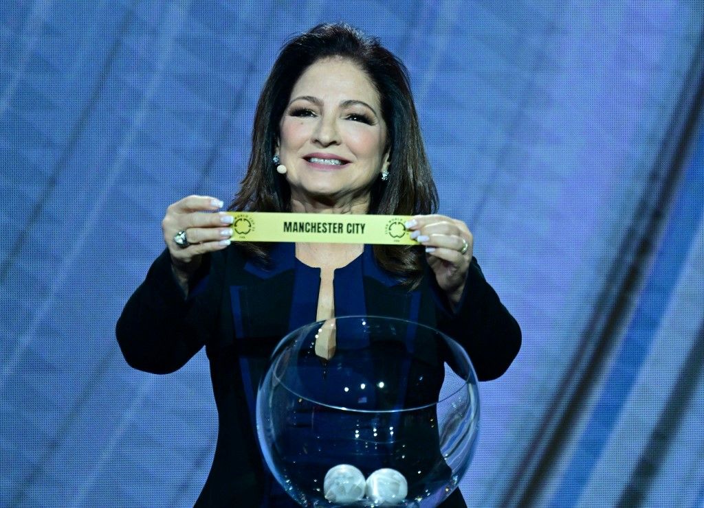 Musician Gloria Estefan draws the name of Manchester City during the 2025 FIFA Club World Cup Draw ceremony in Miami on December 5, 2024. (Photo by Giorgio VIERA / AFP)