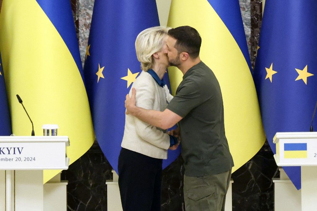 Ursula Von Der Leyen, az Európai Tanács elnöke és Volodiymir Zelenszkij, Ukrajna elnöke