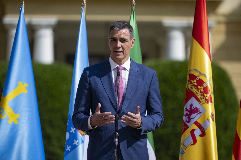 A Néppárt vezetésével Pedro Sánchez baloldali kormányának lemondásáért tüntettek
