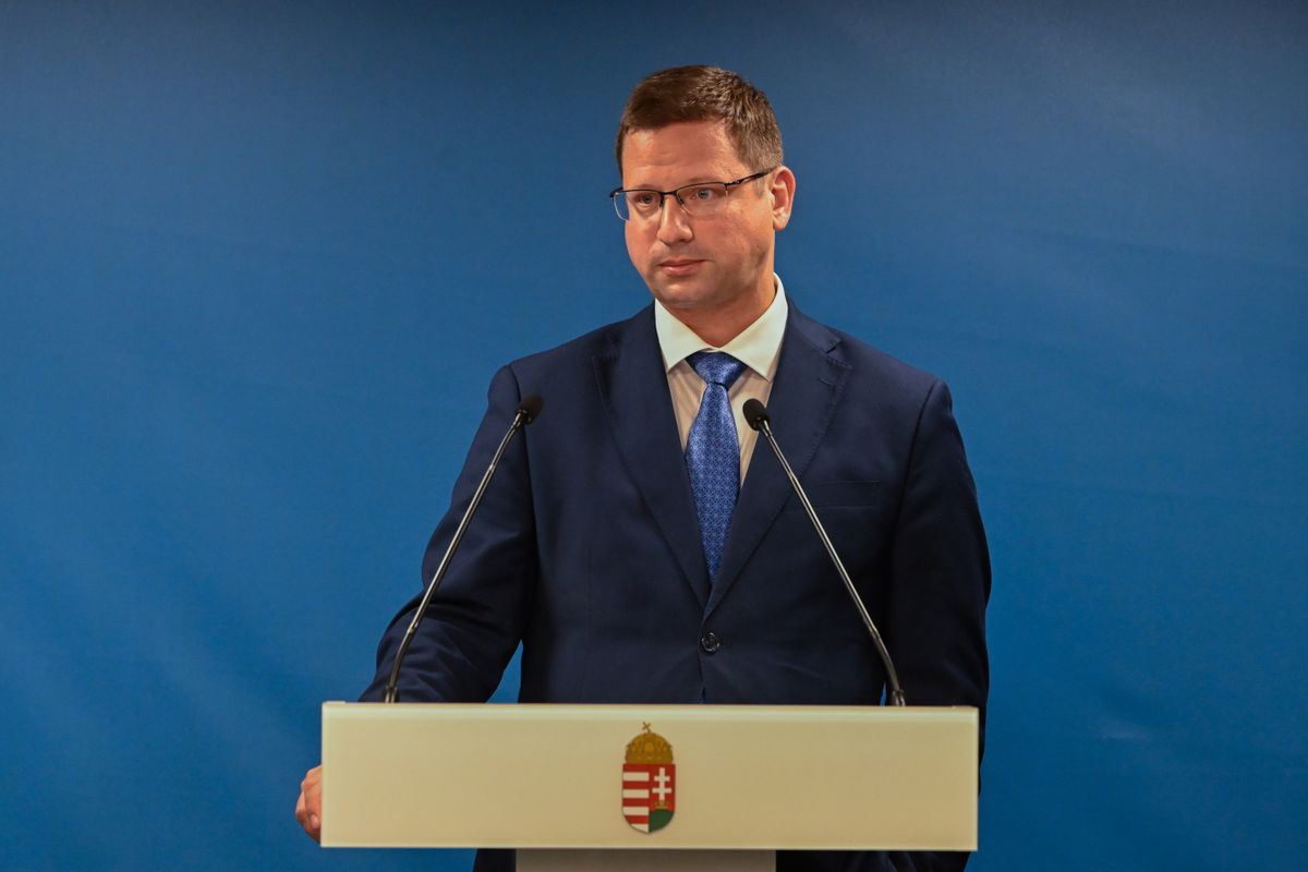 Budapest, 2025. május 28.
Gulyás Gergely, a Miniszterelnökséget vezető miniszter a Kormányinfó sajtótájékoztatón a Miniszterelnökségen 2025. május 28-án.
MTI/Máthé Zoltán