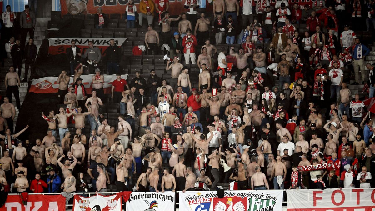 Döbbenetes okból szakadt félbe a lengyelek vb-selejtezője