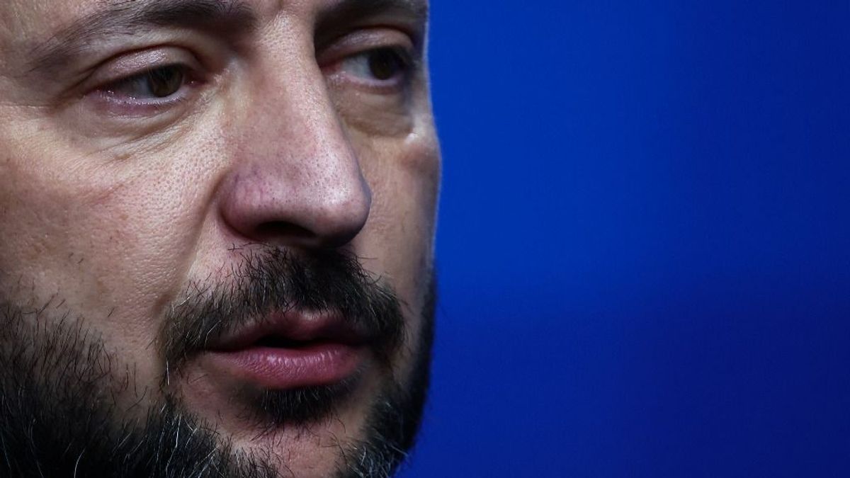 Zelenszkij: botrányok, korrupció és családi titkok
