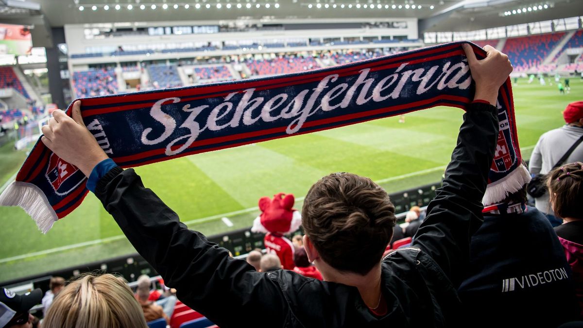 A székesfehérvári szurkolók kitartanak szeretett csapatuk mellett az NB II-ben is.