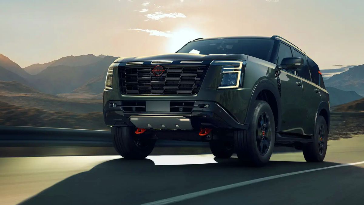 A Leaf-fel egyszerre azért a Patrol fokozott terepképességű változatát is bemutatta a Nissan