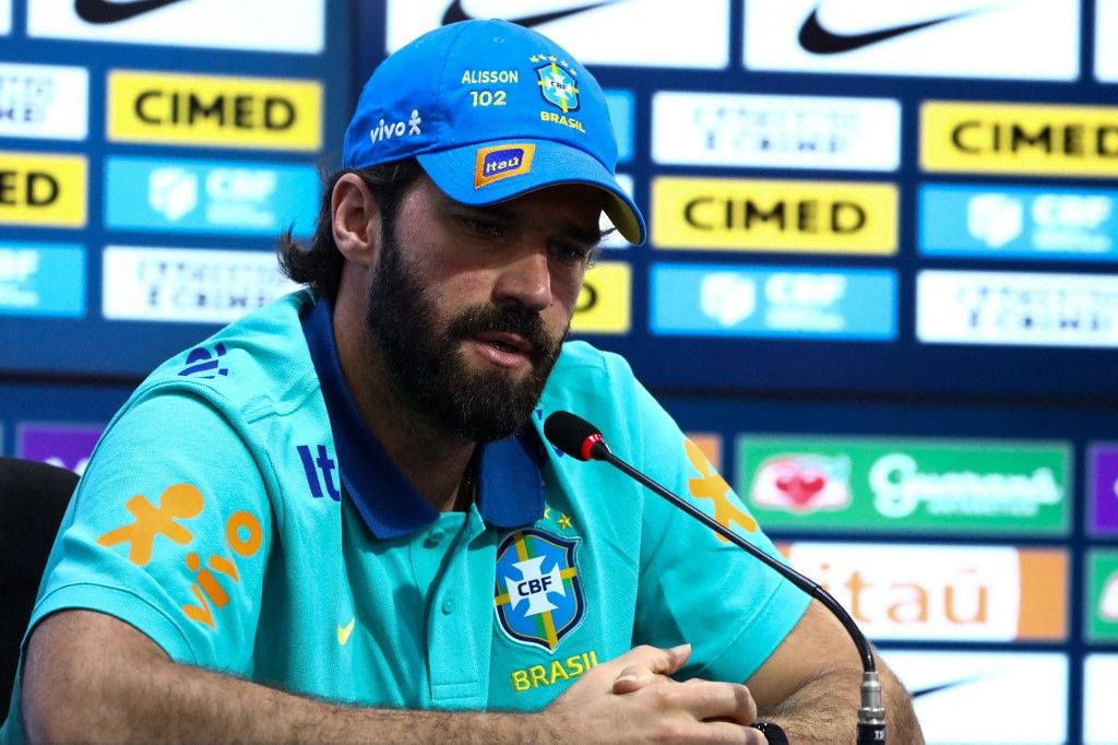Alisson a brazil válogatott tagjaként beszélt a jövőjéről.
