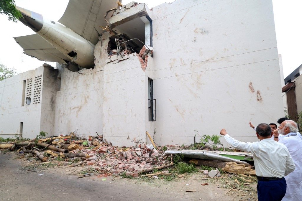 Az Air India gépe lezuhant (Fotó: AFP)