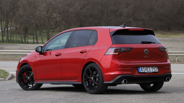 Volkswagen Golf GTI