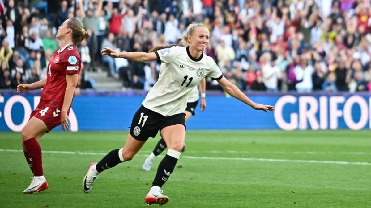 Futballpályán ritkán látható szerencsétlenség után született meg a győztes gól az Eb-n
