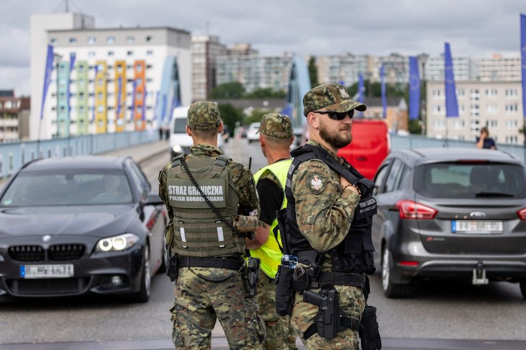A migránsválság miatt Németország és szomszédai sorra vezetik be az ideiglenes határellenőrzéseket