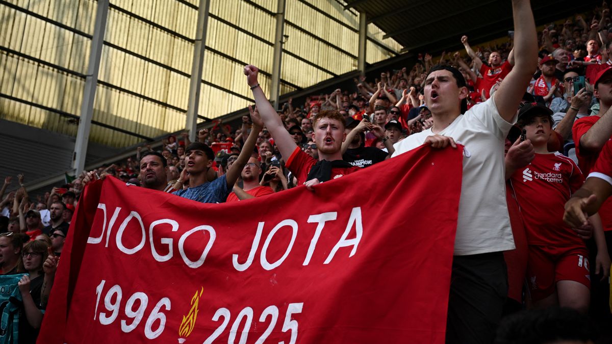 A Liverpool gyönyörű gesztussal tiszteleg Diogo Jota emléke előtt