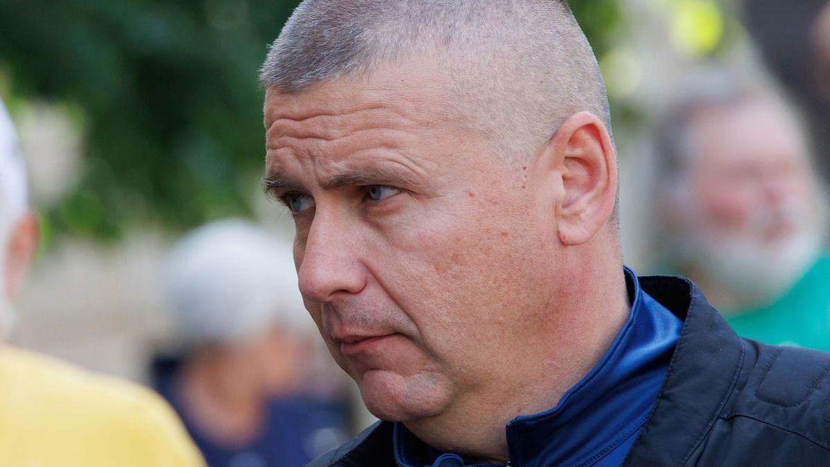 Cáfolja a KEHI Ruszin-Szendi Romuluszékat: tudniuk kellett a luxusvilla berendezéseiről, hisz ők kérték