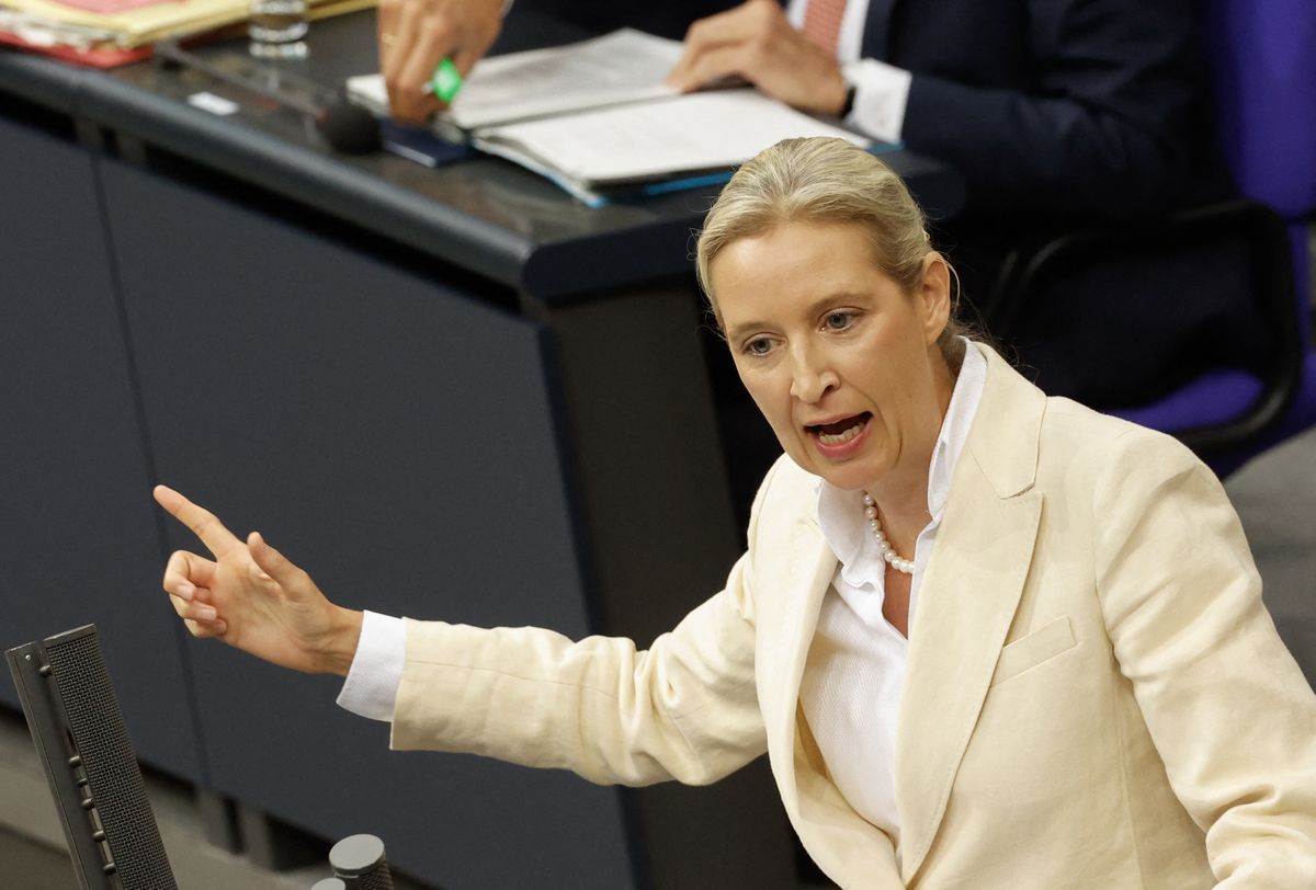 Brüsszel súlyos hibát vétett – állítja Alice Weidel, aki szerint az USA-val kötött megállapodás arcul csapás az európai fogyasztóknak.