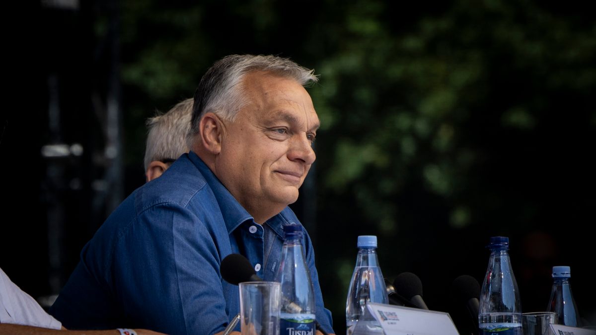 Orbán razglasil konec spletnega sovraštva po množičnem vstopu v Digitale Politične Kroge