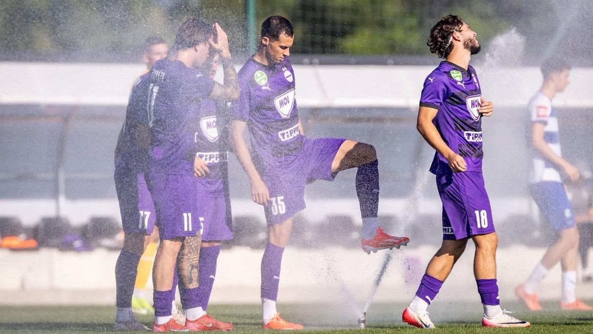 Az Újpest játékosai a forró nyáron is készülnek a szezonkezdetre.