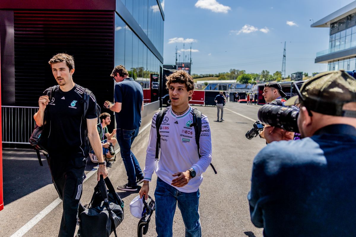 Andrea Kimi Antonelli érkezése