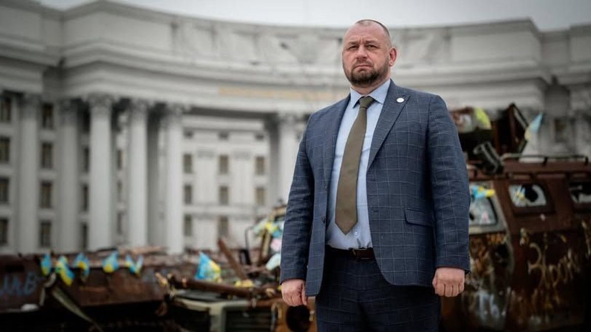 Népharag zúdult az ukrán nagykövetre