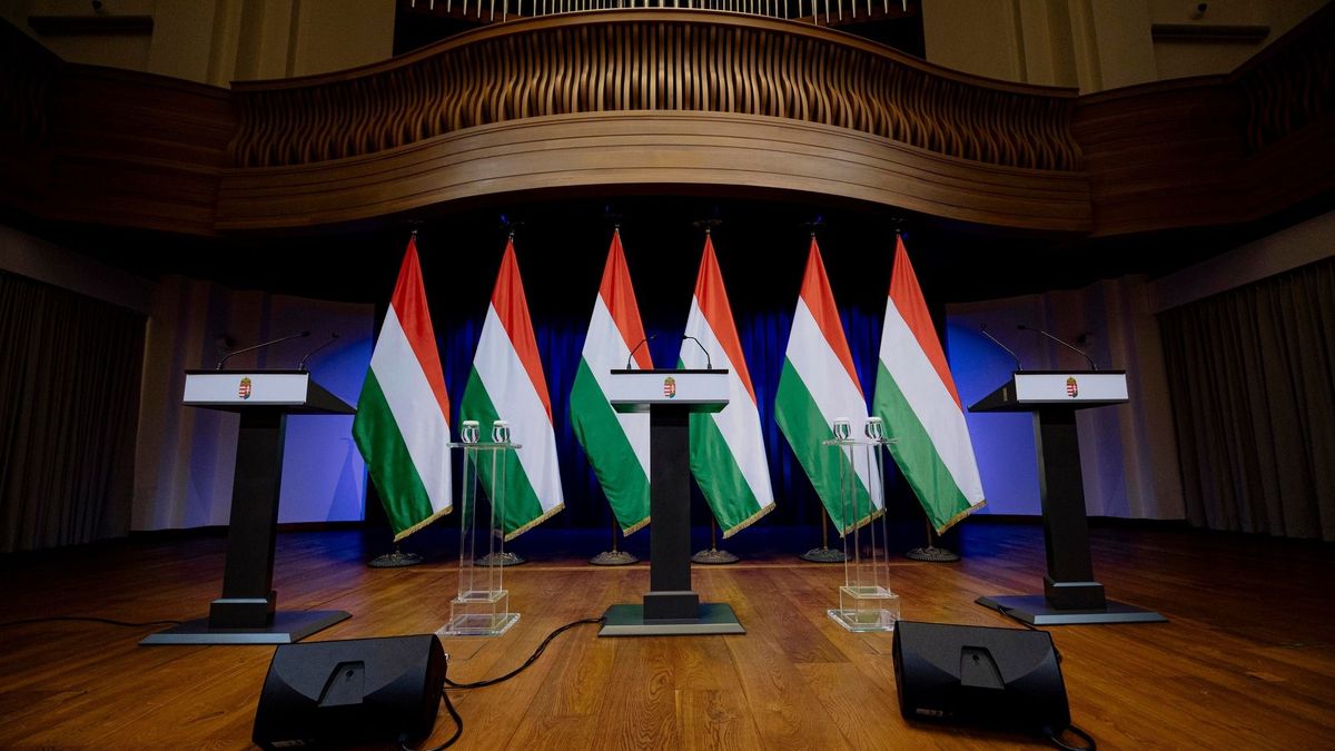 Hamarosan kezdődik a Kormányinfó, mutatjuk a bejelentéseket