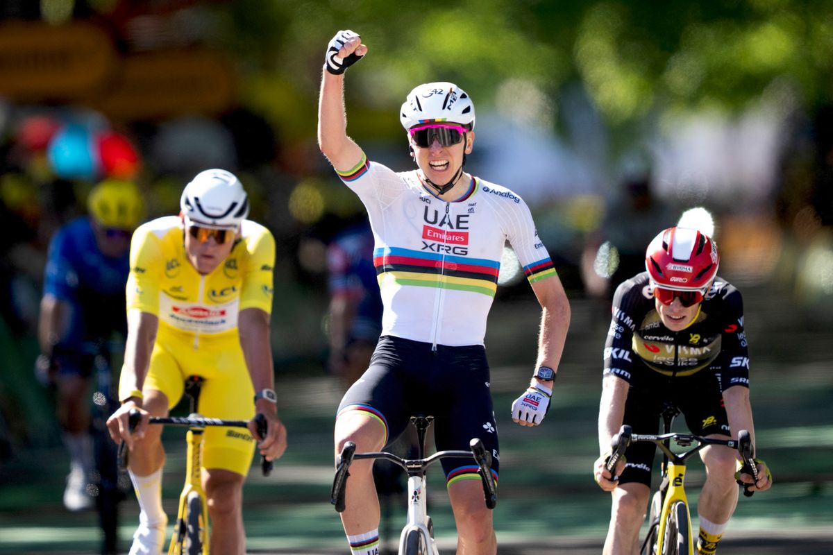 A Tour de France eddigi három főszereplője: Mathieu van der Poel, Tadej Pogacar és Jonas Vingegaard célba érése előtt pánik volt Rouenban