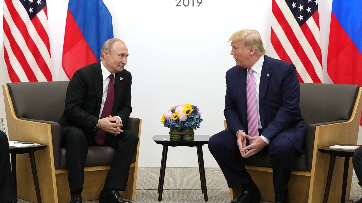 Trump Putyinnak: Szétbombázom Moszkvát