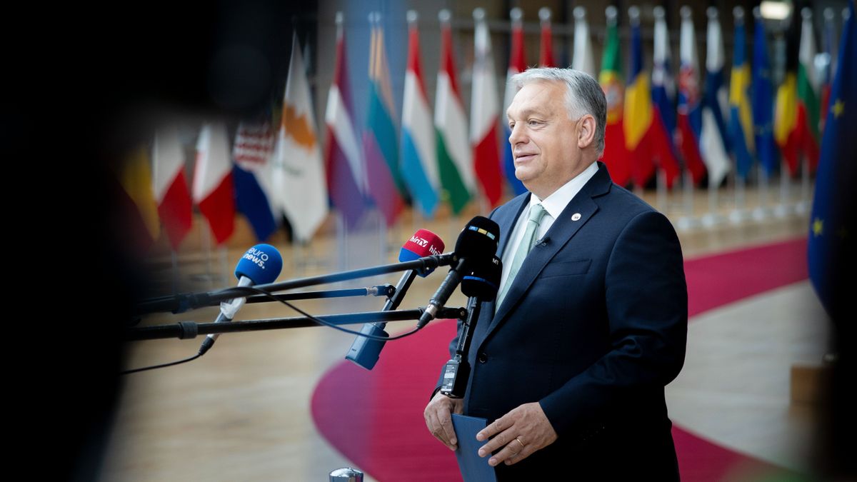 Orbán Viktor milliók támogatásával küzd a magyarokért + videó