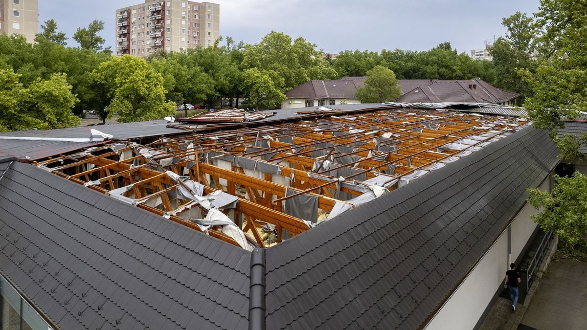 Brutális felvételeken a pusztító vihar, még a Kékszalag is veszélybe került + videó