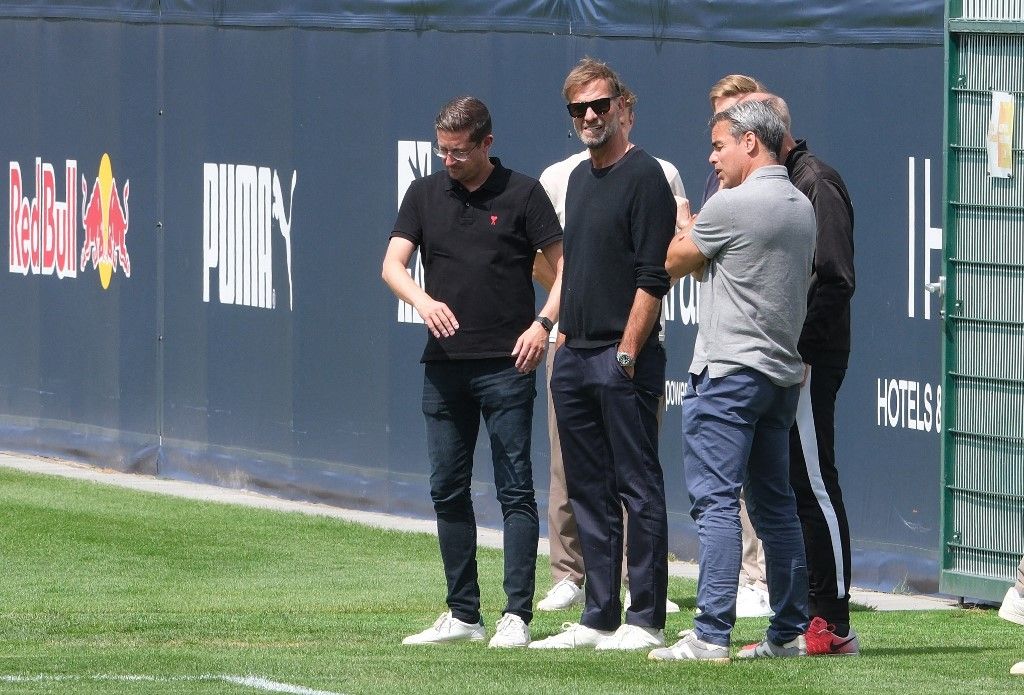 Jürgen Klopp is megjelent a Lipcse első edzésén, Gulácsi Péter pedig tovább harcol a helyéért