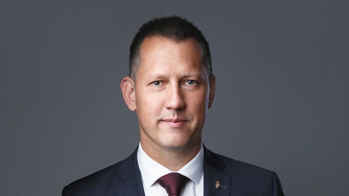 Fülöp Attila: Berg Dánielnek le kell mondania