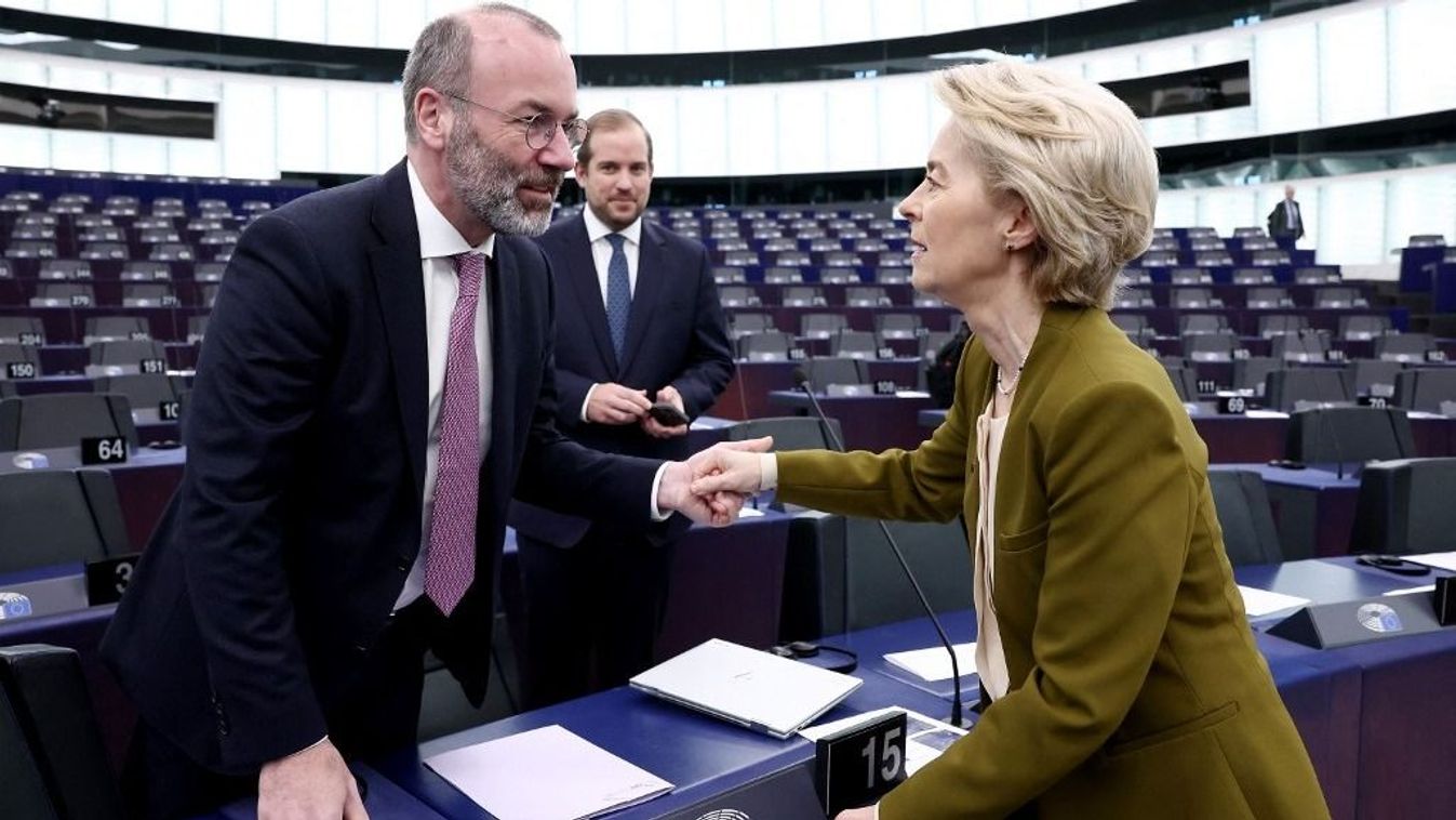 Von der Leyen és Weber kitartanak egymás mellett