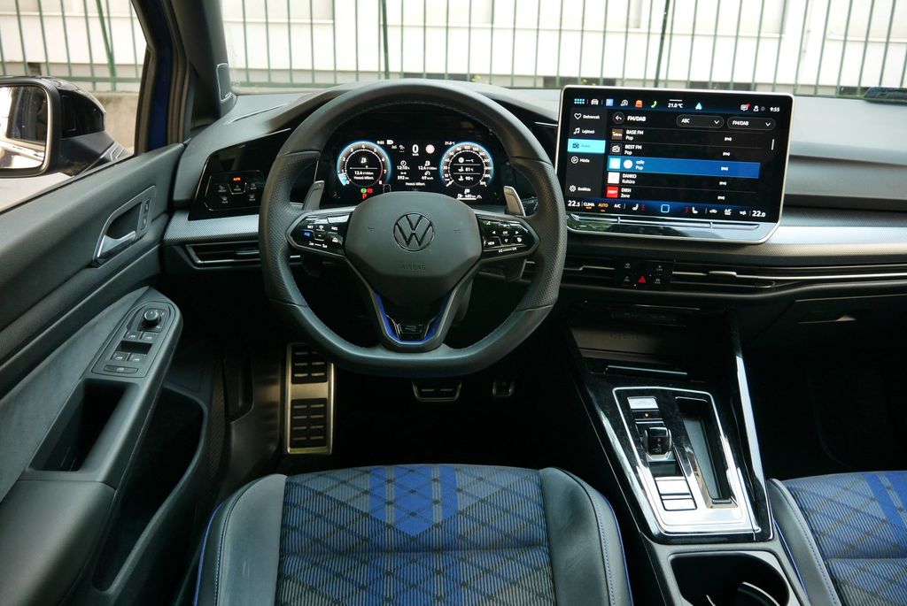 Volkswagen Golf R