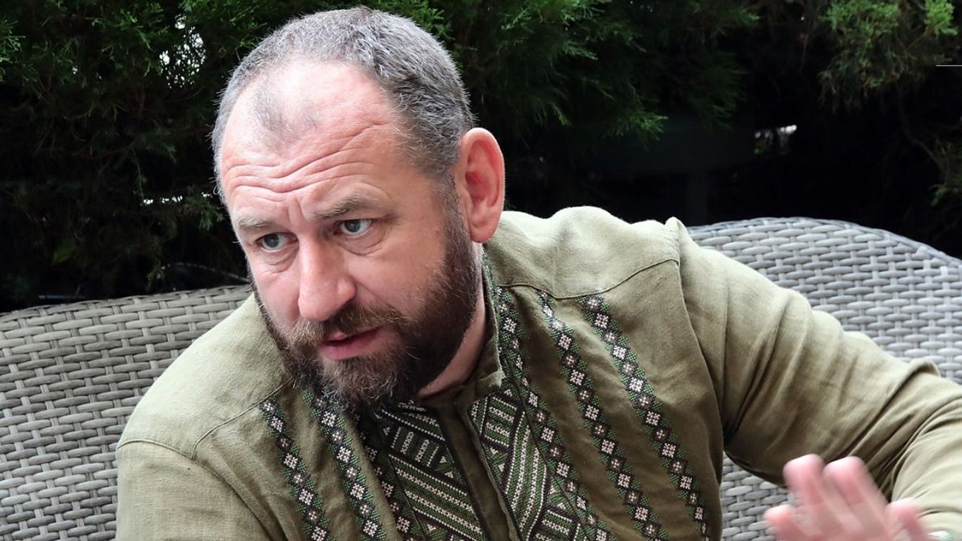 Sándor Fegyír nagykövet 